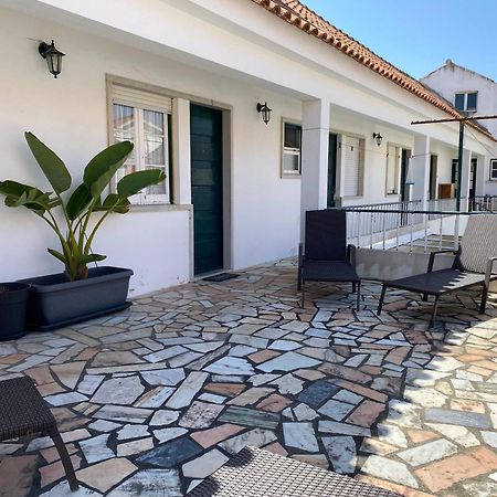Foz Surfcamp Hotell Foz do Arelho Eksteriør bilde