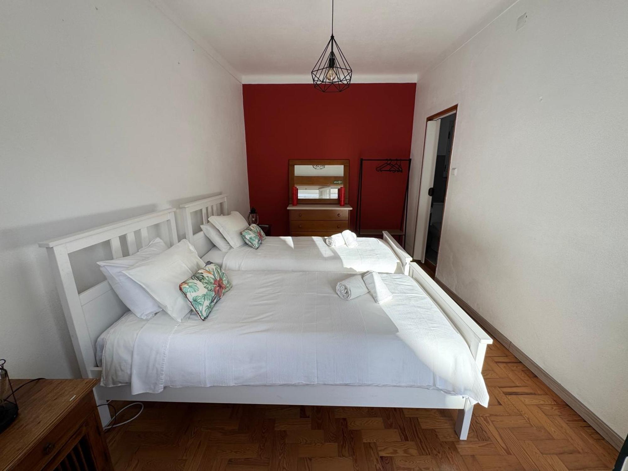Foz Surfcamp Hotell Foz do Arelho Eksteriør bilde